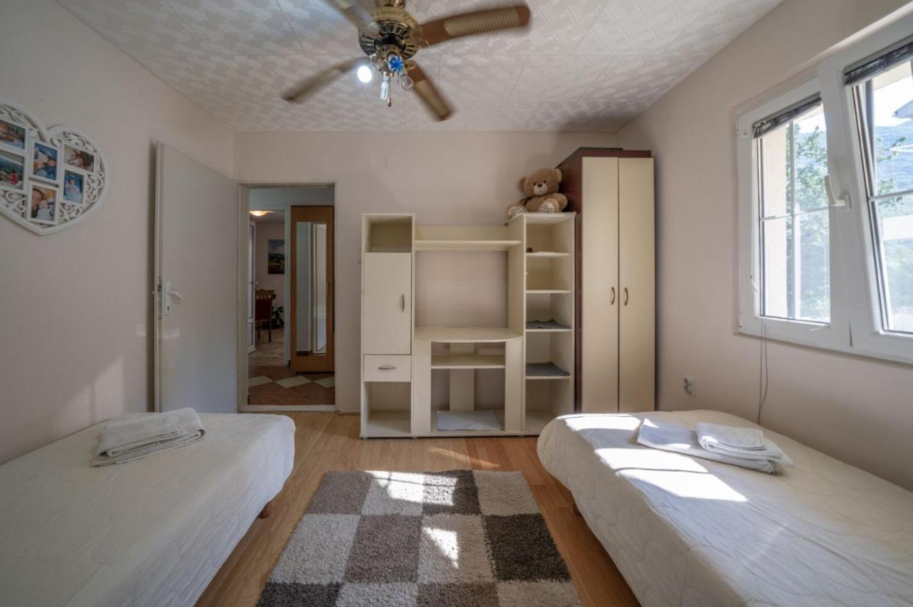 Apartments Zeko Donji Morinj Luaran gambar